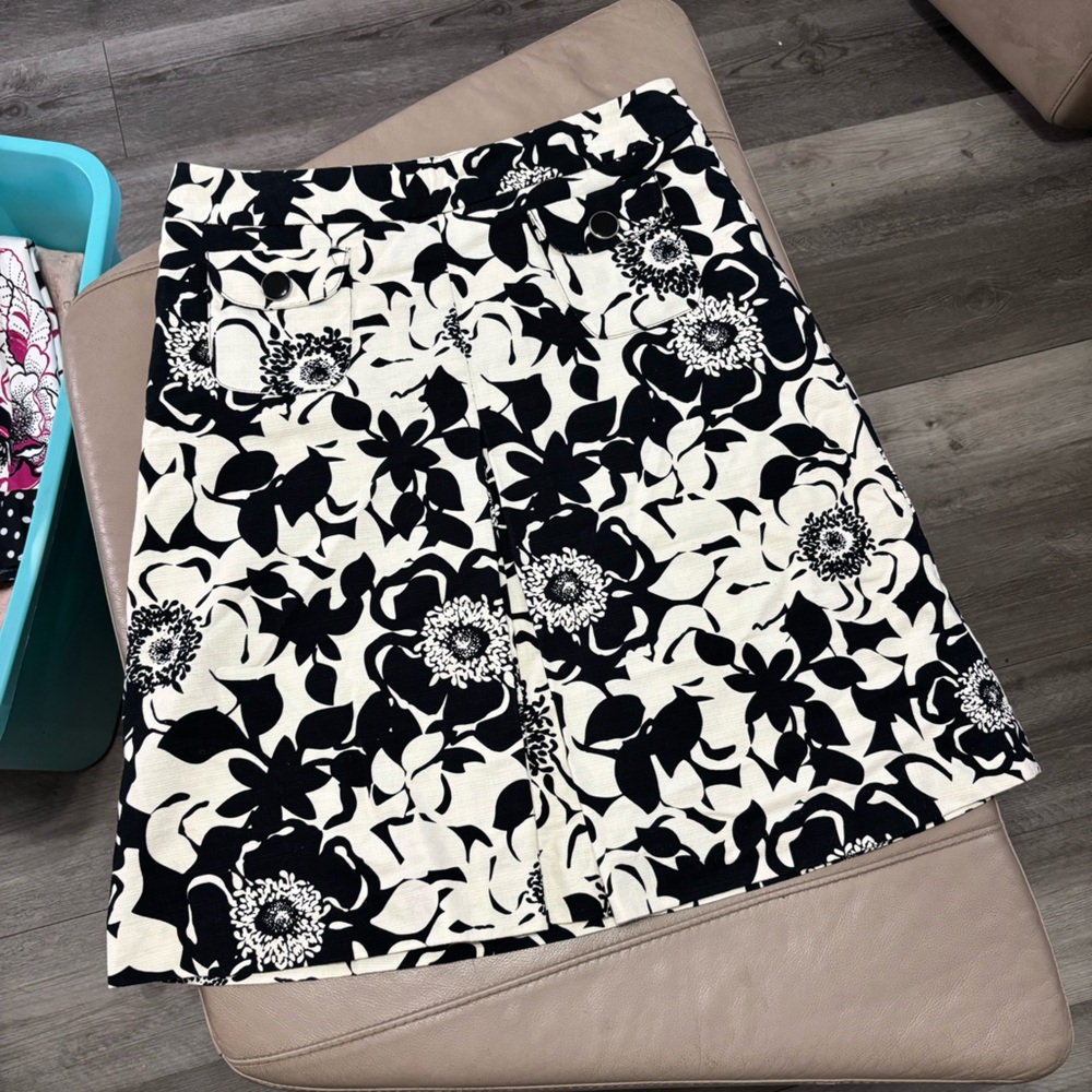 Merona Women's Floral Skirt 🖤